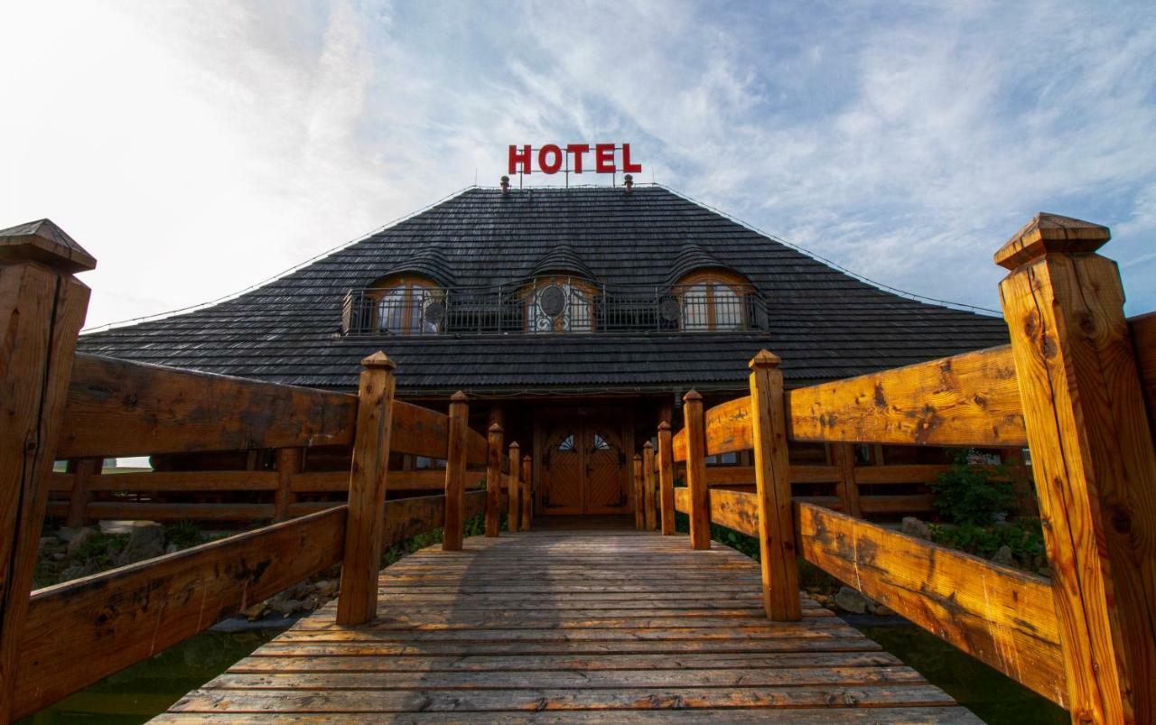 Hotel Stary Mlyn Koziegłowy Esterno foto