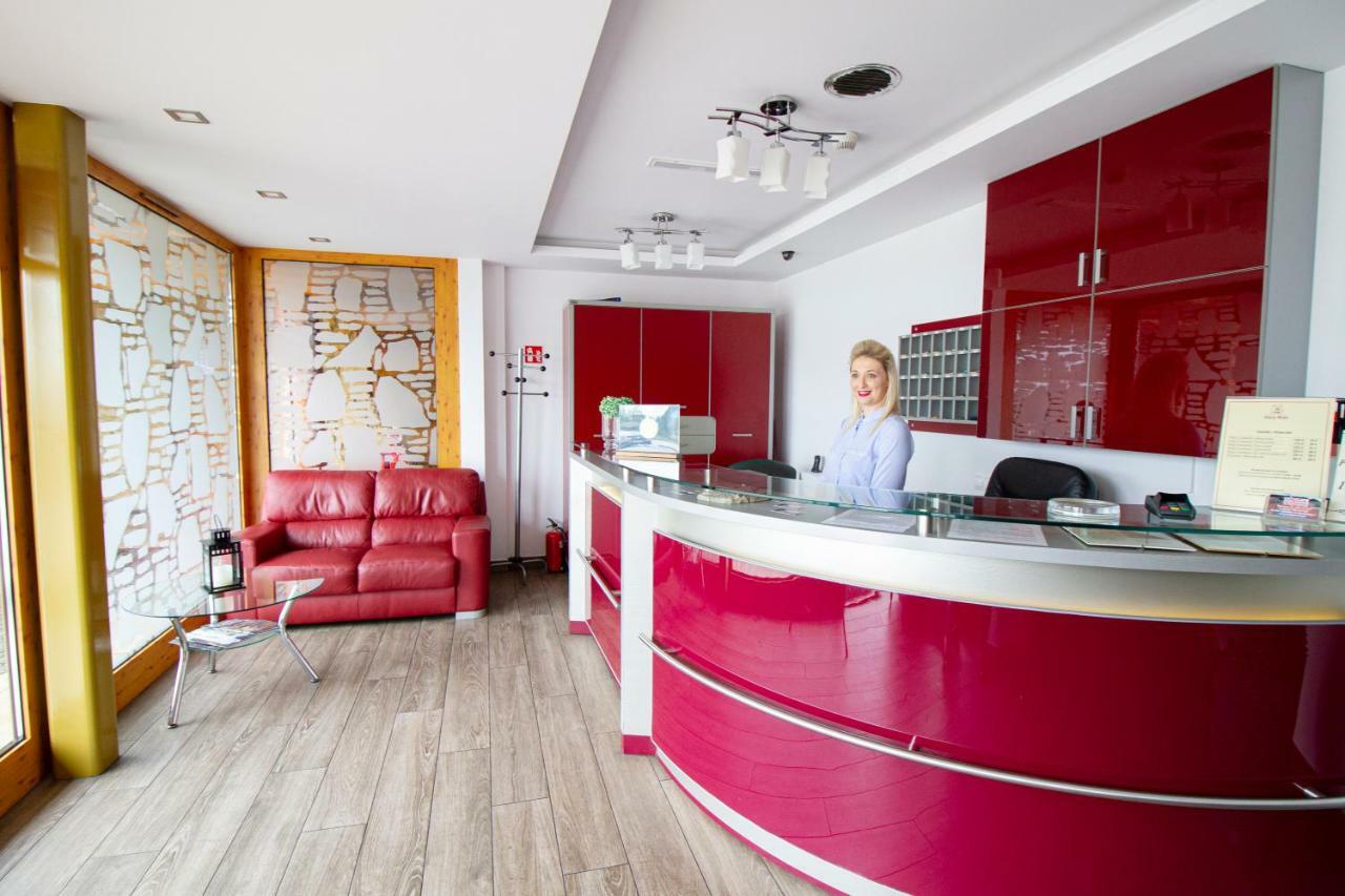 Hotel Stary Mlyn Koziegłowy Esterno foto