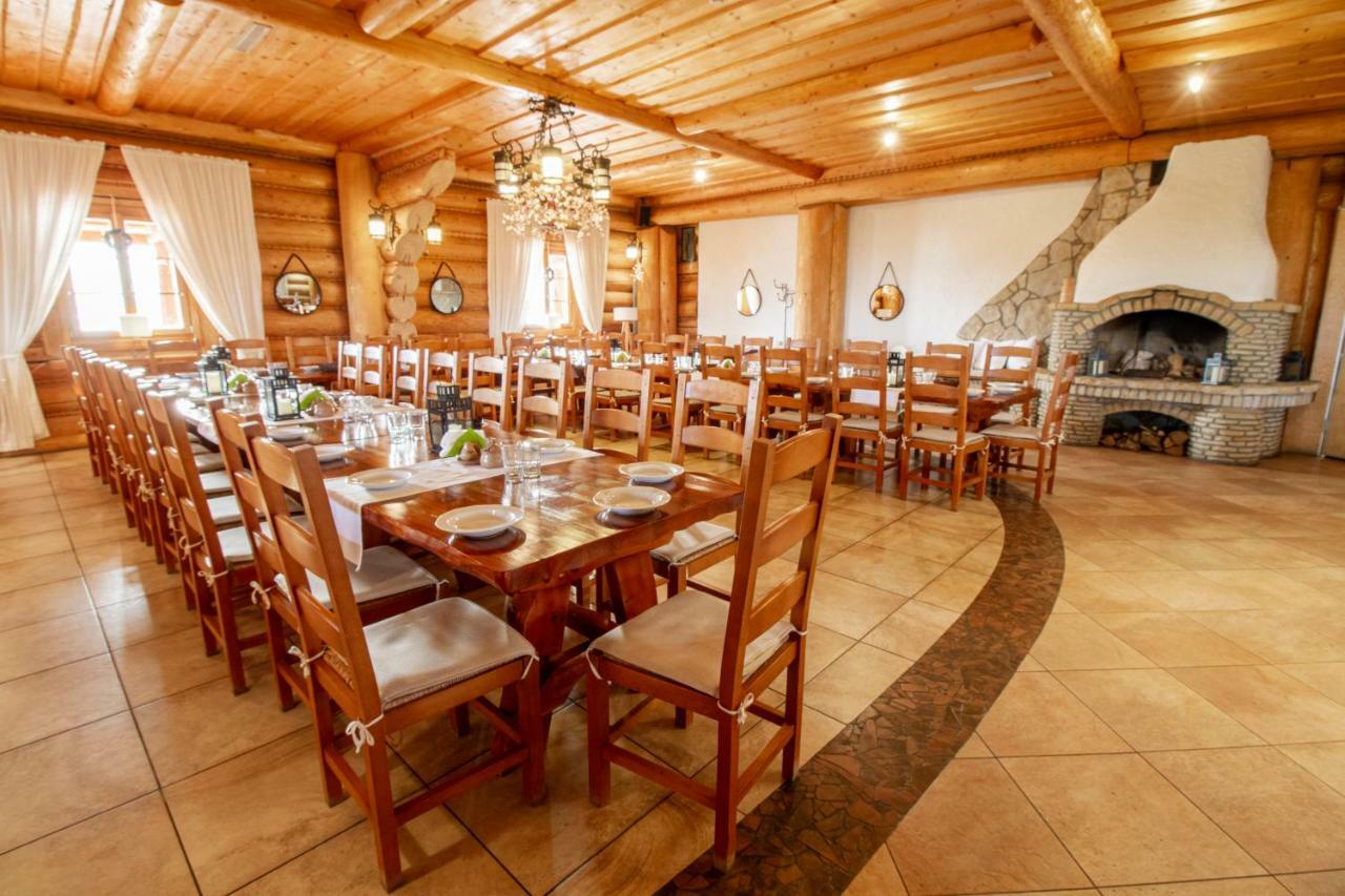 Hotel Stary Mlyn Koziegłowy Esterno foto